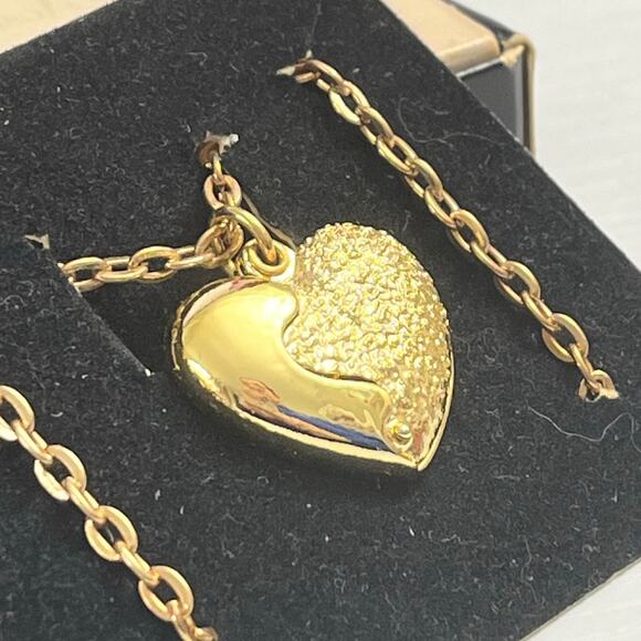 NIB Sarah Coventry 1977 OUR SECRET Heart LOVE Necklace - Picture 5 of 10